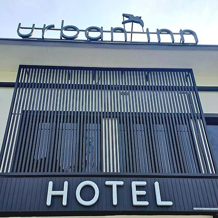 Urban Inn, Salak Tinggi Sepang Exteriör bild